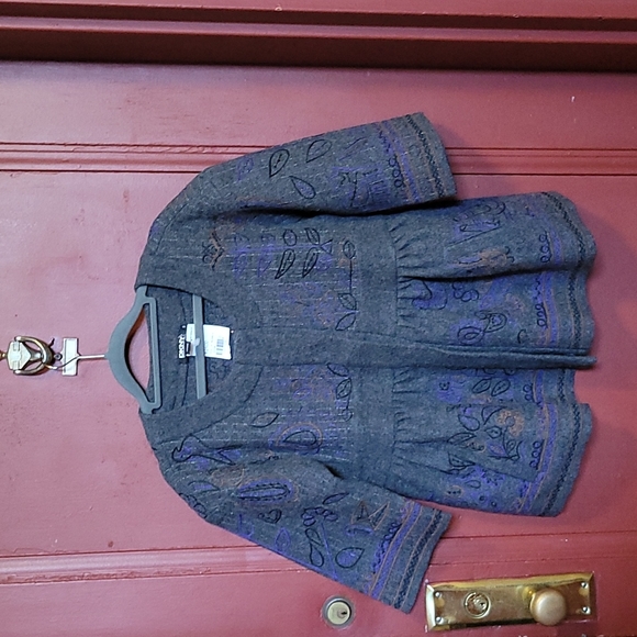 Dkny Sweaters - DKNY WOMEN'S GRAY SWEATER SIZE SMALL